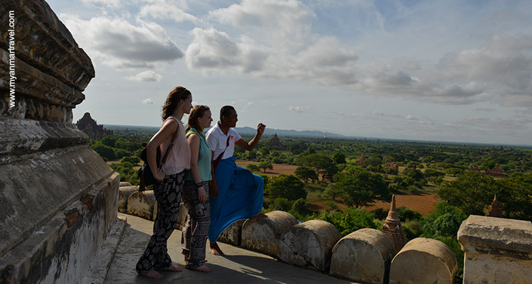 Myanmar-Vietnam-Laos-15-Days-3