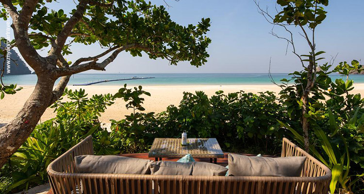 Paradise-Escape-On-Pila-Island-7