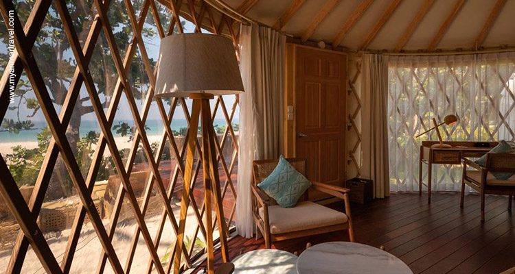 Paradise-Escape-On-Pila-Island-8