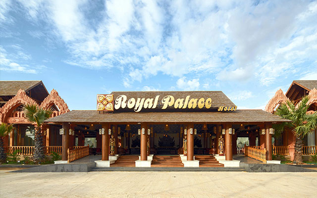 Royal Palace Hotel