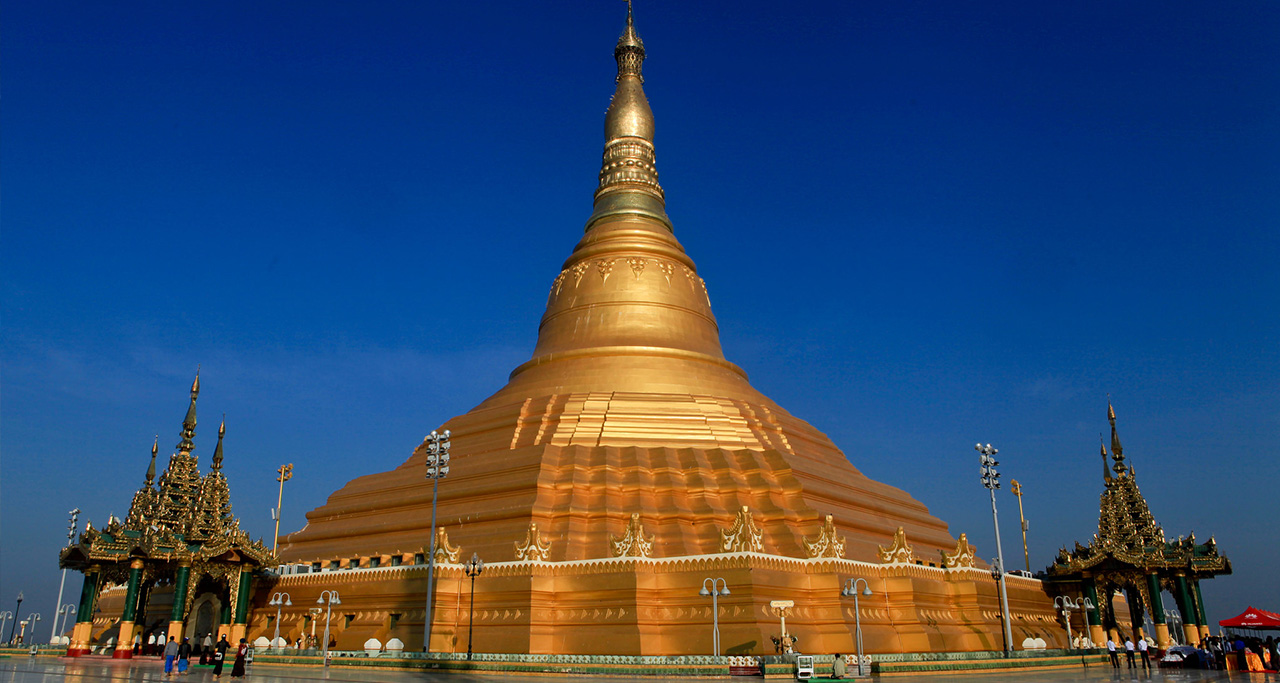 Shwedagon Pagoda in Yangon